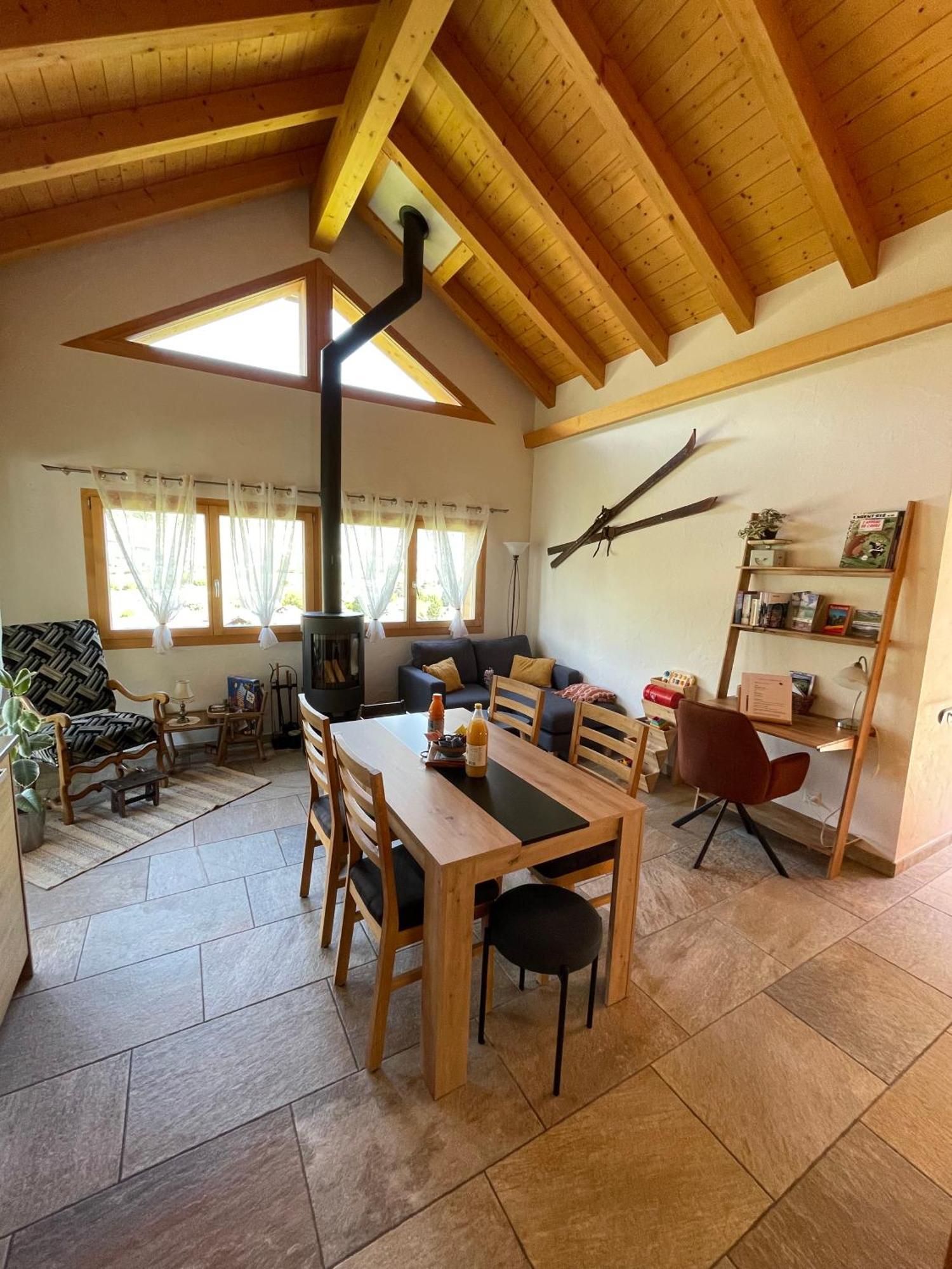 Vila Charmante Maisonnette Avec Vue Sur Les Montagnes Chalais Exteriér fotografie