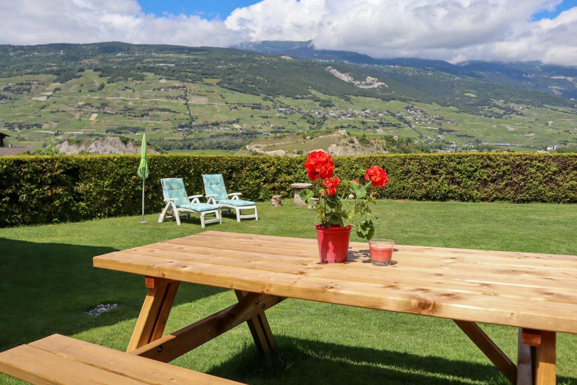 Vila Charmante Maisonnette Avec Vue Sur Les Montagnes Chalais Exteriér fotografie