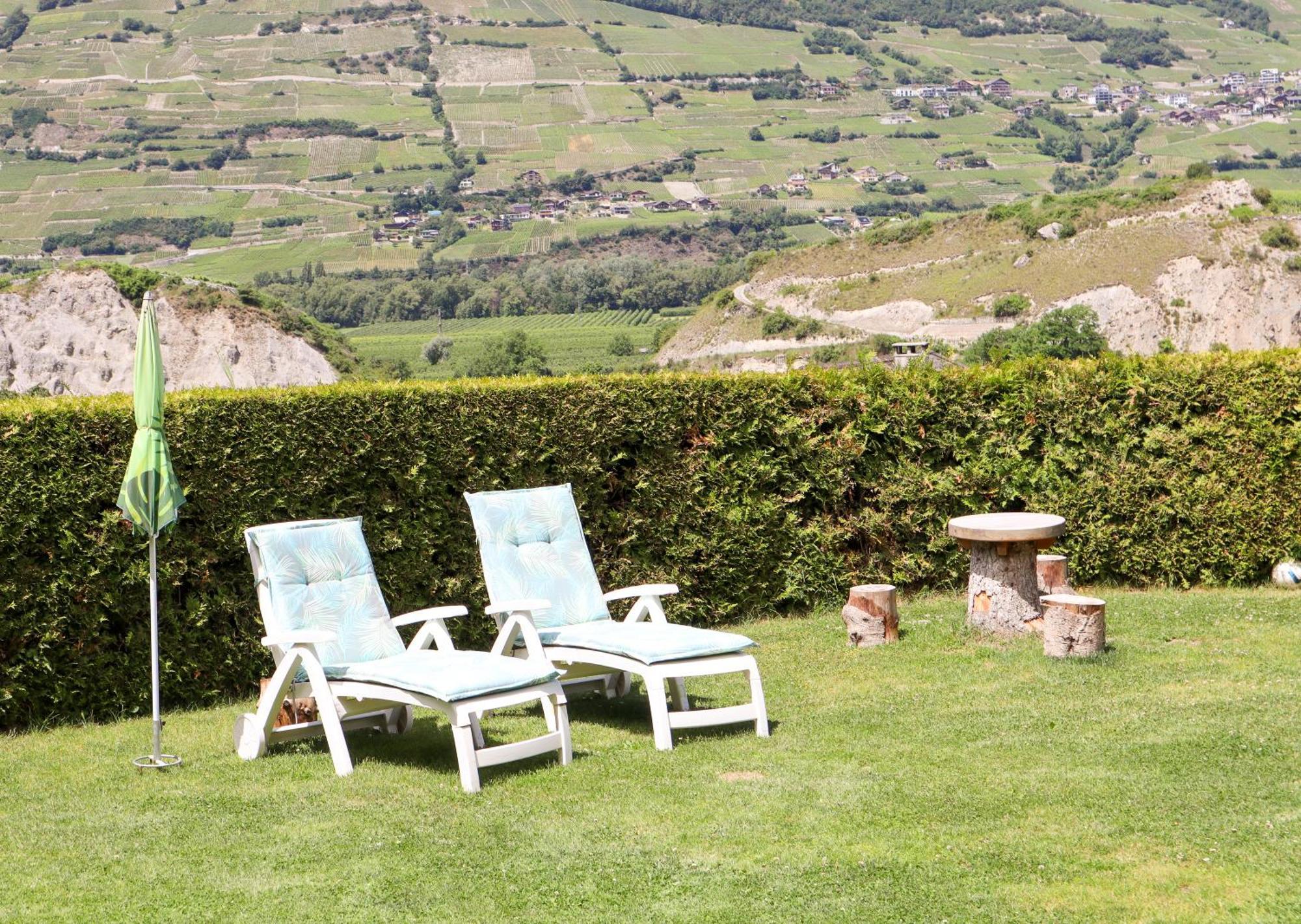 Vila Charmante Maisonnette Avec Vue Sur Les Montagnes Chalais Exteriér fotografie